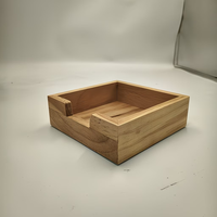 Distributeur de serviettes carré de style farmhouse avec grande ouverture latérale pour organiser la table de cuisine, boîte à mouchoirs en bois