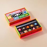 Boîte de chocolat truffe de luxe écologique Logo personnalisé de haute qualité Papier rigide UV Fermeture magnétique rouge Fabriqué DHP