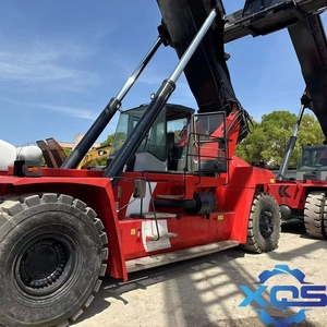 Chariot élévateur conteneurisé Kalmar Reachstacker d'occasion de 45 tonnes en bon état, à prix abordable, avec moteur et roulements, à vendre - Product Image 3