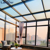 Solarium 4 saisons personnalisé en aluminium de haute qualité avec toit plat imperméable sur pied moulé pour usage extérieur