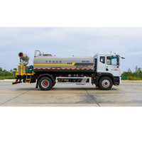 Ensemble supérieur de camion de suppression de poussière à canon à brouillard 12m³ 30m pour l'assainissement municipal et le nettoyage routier
