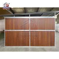 Écurie pour chevaux de haute qualité Shine Hope Stables, en bois de bambou préfabriqué, avec panneau frontal d'alimentation.
