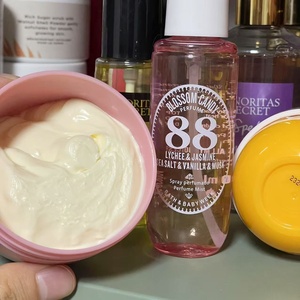 Colonia en Spray de 90ml al por Mayor, Perfume Corporal de Vainilla, Perfume Brasileño Popular, Fragancia en Spray para Cabello y Cuerpo - Product Image 3