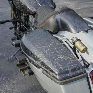 Couvercle supérieur de boîte latérale de moto, modèle audio en fibre de carbone forgé mat pour <span class=keywords><strong>Harley</strong></span> Touring CVO Street Glide 2023-2025 - Product Image 6