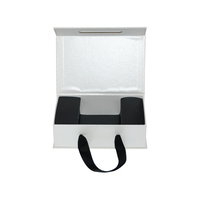 Boîte cadeau magnétique personnalisée de luxe avec papier artistique gaufré, matériaux recyclés, ruban pour l'emballage des faux cils et des crèmes pour le visage