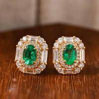 Bague en or massif 18 carats, cultivée en laboratoire, portée par la princesse Diana lors du dîner de gala, pièce maîtresse pour toute l'assistance.