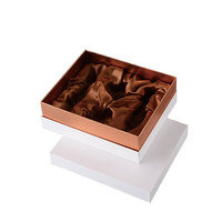 Petite boîte à bijoux fine de luxe personnalisée boîtes d'emballage cadeau papier de stockage pour emballages écologiques boîte de papier kraft