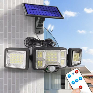 โคมไฟติดผนังพลังงานแสงอาทิตย์ ไฟส่องสวน LED 4 หัว ไฟตกแต่งสวนกลางแจ้ง ไฟโรงรถ พร้อมรีโมทคอนโทรล ไฟส่องสว่างเพื่อความปลอดภัย - Product Image 4