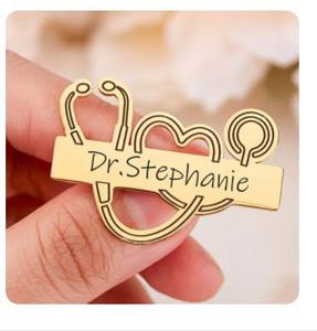 <span class=keywords><strong>Broche</strong></span> Personnalisée Infirmière Médecin en Acier Inoxydable, Cadeau Stéthoscope Médecin, Possibilité de Personnaliser le Nom - Product Image 2