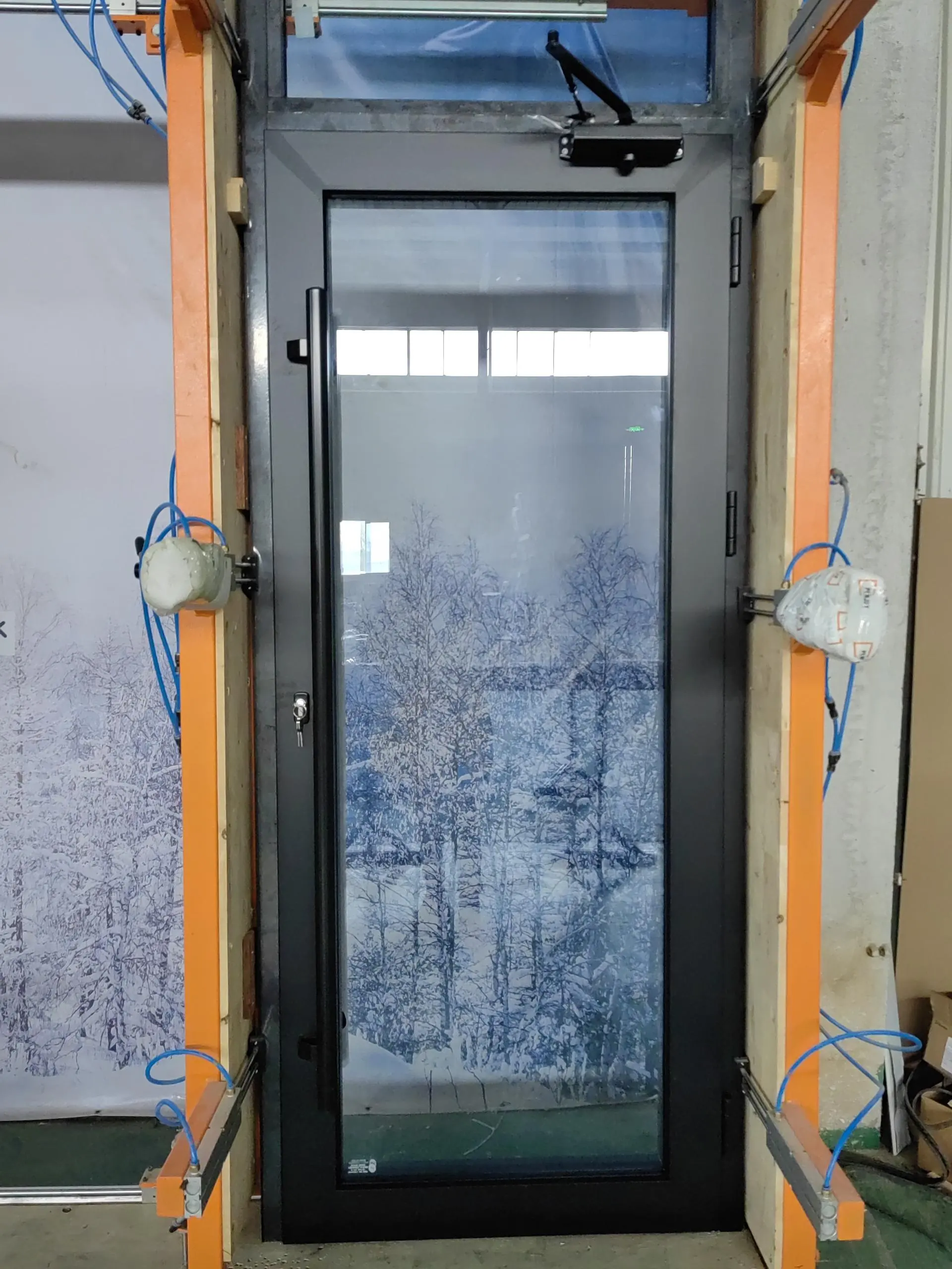 Penjoy popular commercial glass door customized double glazed aluminum double swing doors with door closer