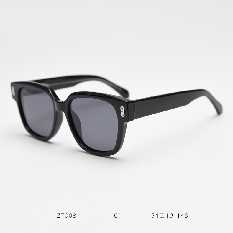 Black-gray