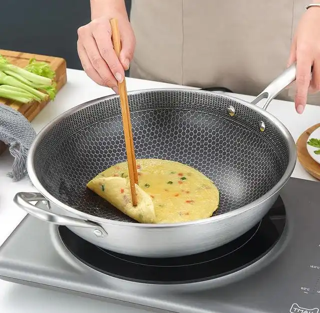 Customized 316 Stainless Steel Wok With Glass Lid Woks Tri-ply Non-stick Frying Pan Honeycomb Wok