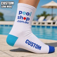 Chaussettes blanches en tricot avec logo personnalisé, bloc de texte multicolore et talon et bout contrastants, marque personnalisée OEM ODM