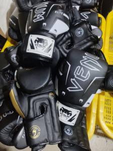 Guantes <span class=keywords><strong>de</strong></span> Boxeo <span class=keywords><strong>de</strong></span> Entrenamiento Profesional <span class=keywords><strong>de</strong></span> Artes Marciales <span class=keywords><strong>de</strong></span> Nuevo Diseño - Product Image 3