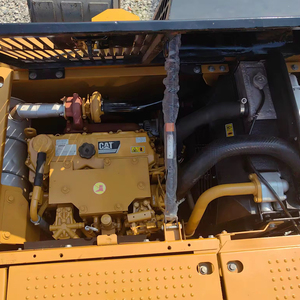 Excavatrice hydraulique 12 tonnes 312D2 modèle 2023 avec godet de 0,75 m, moteur de 74 kW, vannes KYB - Pour la construction et la location - Product Image 2