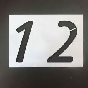 Kit de pochoirs en plastique découpés au laser pour dessin et lettrage, avec design, taille et forme personnalisables pour la peinture des enfants - Product Image 3