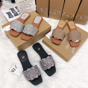 <span class=keywords><strong>2026</strong></span> Damen Outdoor Mode-Sandalen Ausgefallene Pantoletten Kristall-Babouches Klassische Flache Damensandalen - Product Image 4