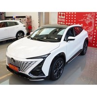 SUV Changan UNI-T d'occasion de Chine pour l'exportation, moteur essence, sièges foncés, fonctionnalités électriques, consommation inférieure à 4L