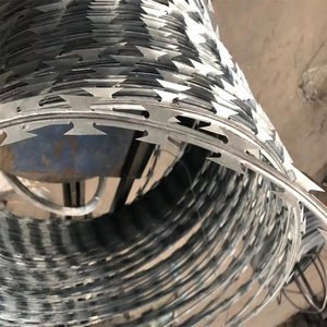 <span class=keywords><strong>Gillette</strong></span> <span class=keywords><strong>de</strong></span> alta calidad según Gi Concertina Razor Wire 600mm diámetro <span class=keywords><strong>precio</strong></span> soporte grapa longitud por rollo - Product Image 5