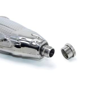 4 ออนซ์ 5 ออนซ์สร้างสรรค์นวนิยายตลกสแตนเลสวิสกี้เหล้าท่องเที่ยวหม้อไวน์บาร์ Drinkware ของขวัญปลารูปร่างสะโพกขวด - Product Image 2