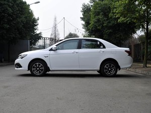 Voiture d'occasion haut de gamme BYD <span class=keywords><strong>F3</strong></span> 2016, économique en carburant pour les trajets quotidiens, stock limité à prix ultra-bas - Product Image 4