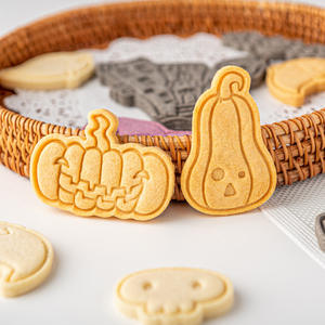 Teste di teschio di <span class=keywords><strong>Halloween</strong></span> coniglietto taglierino in plastica stampi <span class=keywords><strong>per</strong></span> cuocere stampo <span class=keywords><strong>per</strong></span> <span class=keywords><strong>biscotti</strong></span> decorazione torta fondente stampo da taglio - Product Image 2