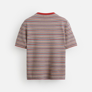 Camiseta a rayas elegante con rayas horizontales multicolores vibrantes y cuello rojo en contraste Tela de mezcla de algodón suave y cómoda - Product Image 4