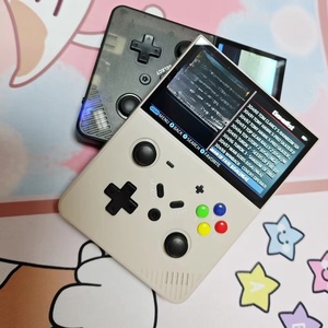 Console de jeu d'arcade rétro M18 Mini, écran IPS de 4,3 pouces, 64 Go, plus de 20 000 <span class=keywords><strong>jeux</strong></span>, lecteur de <span class=keywords><strong>jeux</strong></span> <span class=keywords><strong>vidéo</strong></span> portable de football pour enfants - Product Image 4