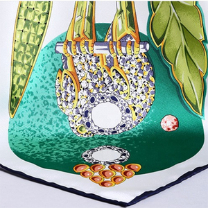 Vente chaude De Luxe En Satin Imprimé Hijab Écharpe Carrée pour <span class=keywords><strong>Les</strong></span> Femmes - Product Image 4