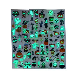 Autocollants <span class=keywords><strong>de</strong></span> <span class=keywords><strong>tatouage</strong></span> lumineux en gros pour Halloween : Citrouille, <span class=keywords><strong>Sorcière</strong></span>, Épouvantail – Tatouages aquatiques phosphorescents pour adultes et enfants - Product Image 3