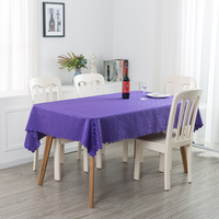 Nappe Rectangulaire Jacquard de Luxe à Bord Festonné Motif Floral Damassé pour Mariage, Banquet, Hôtel, Fête – Blanc, Rouge, Violet