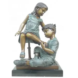 Escultura de estatua de bronce para niño y niña, tamaño de la vida hermosa, a la venta