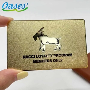 Carte de visite gravée au laser de taille personnalisée en métal blanc doré miroir 24k avec fente pour puce et bande magnétique - Product Image 3