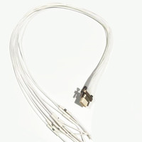 Connecteur Micro Rectangulaire ELT, Prise D-sub Série J30J Mâle 9 Broches Modèle J30JB2-9TJL90-300 300V 3A 5000M Câble de Communication