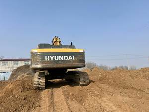 Excavatrice Hyundai 305LC-9T R305 d'occasion, machine de construction hydraulique à chenilles d'occasion avec composants de moteur et de boîte de vitesses principaux - Product Image 3