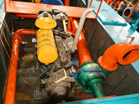 Mini-dragueur diesel haute performance à vendre – Conception compacte pour le dragage