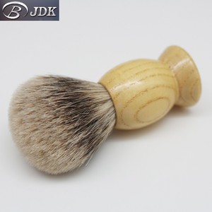 JDK 100% Brosse de Rasage pour Cheveux de <span class=keywords><strong>Blaireau</strong></span> Silvertip Naturel Manche En Bois Massif pour le Salon de <span class=keywords><strong>Coiffure</strong></span> - Product Image 1