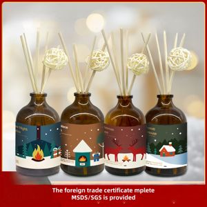 Verre sans flamme de Noël 100ml pour diffuseur de roseau pour chambre à coucher Rafraîchissement de l'<span class=keywords><strong>air</strong></span> Parfum longue durée <span class=keywords><strong>Liquide</strong></span> d'huile essentielle - Product Image 2