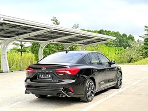 <span class=keywords><strong>Ford</strong></span> <span class=keywords><strong>Focus</strong></span> EcoBoost 180 Automatic ST Line 1.5T Benzina <span class=keywords><strong>Berlina</strong></span> Usata - Product Image 5