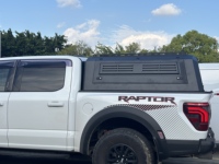 Capot rigide en aluminium étanche pour pick-up, fourni par l'usine, pour accessoires 4x4 Navara Ford F150 RAM Hilux Tacoma DMAX