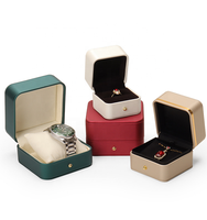 Luxueux carré en cuir PU boîte en plastique personnalisable brossé anneau pendentif Bracelet bijoux emballage boîte-cadeau en Stock + personnalisé
