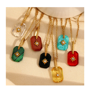 สร้อยคอพร้อมจี้รูปดาวสีทองทำจากสแตนเลสสตีลชุบทองจากผู้ผลิตอินเดีย - Product Image 4