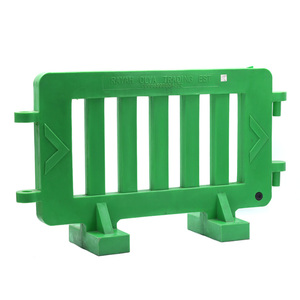2025 <span class=keywords><strong>Grune</strong></span> Fahrbahnbarriere Go Kart Moulage par rotation Barrières en plastique - Product Image 1