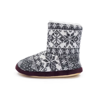 Bottes d'intérieur douces et chaudes pour l'hiver Bottes d'intérieur en peluche antidérapantes Bottes d'intérieur pour le sol Bottes de maison