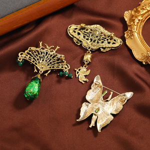 Broche de Noivado e Casamento de Luxo Leve, Série Turquesa Retrô, com Cristal em Liga de Alta Qualidade e Cravação em Gota de Óleo - Product Image 4