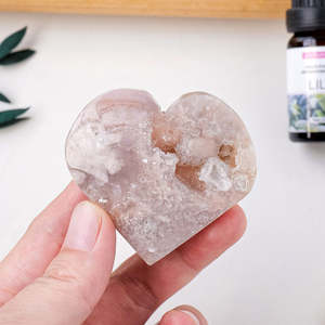 Vente en gros de pierres de cristal énergétiques de guérison, Agate Fleur de Cerisier, Cœur perforé, Artisanat en cristal poli - Product Image 4