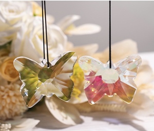 Figura de Mariposa Voladora de Cristal, Adorno de Cristal, Atrapasueños de Cristal con Efecto Arcoíris, para Colección o Regalo - Product Image 2