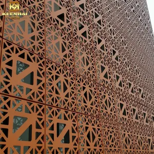 Paneles de pared perforados de aluminio Acabado de espejo Revestimiento de metal de fachada para hoteles Revestimiento de pared de metal de acero