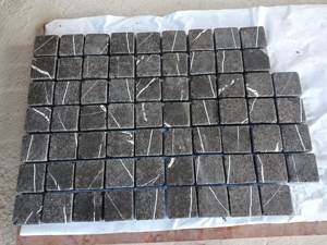 Hangmao 4x4 Tumbled baru Cina hitam dengan putih pembuluh granit Cobble <span class=keywords><strong>Pavers</strong></span> untuk jalan mobil - Product Image 3