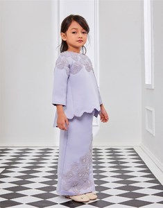 <strong>Wholesale</strong> <strong>Malaysia</strong> <strong>Clothes</strong> Baju Kurung Cotton Floral Printed Tops with Ruffles and Elastic Long Skirt Dress for <strong>Kids</strong>